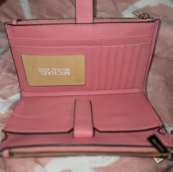 Michael Kors Large Double Zip Jet Set Wristlet Wallet. NWT. - Picture 6 of 8